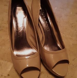 Cream stylish peep toe high heels